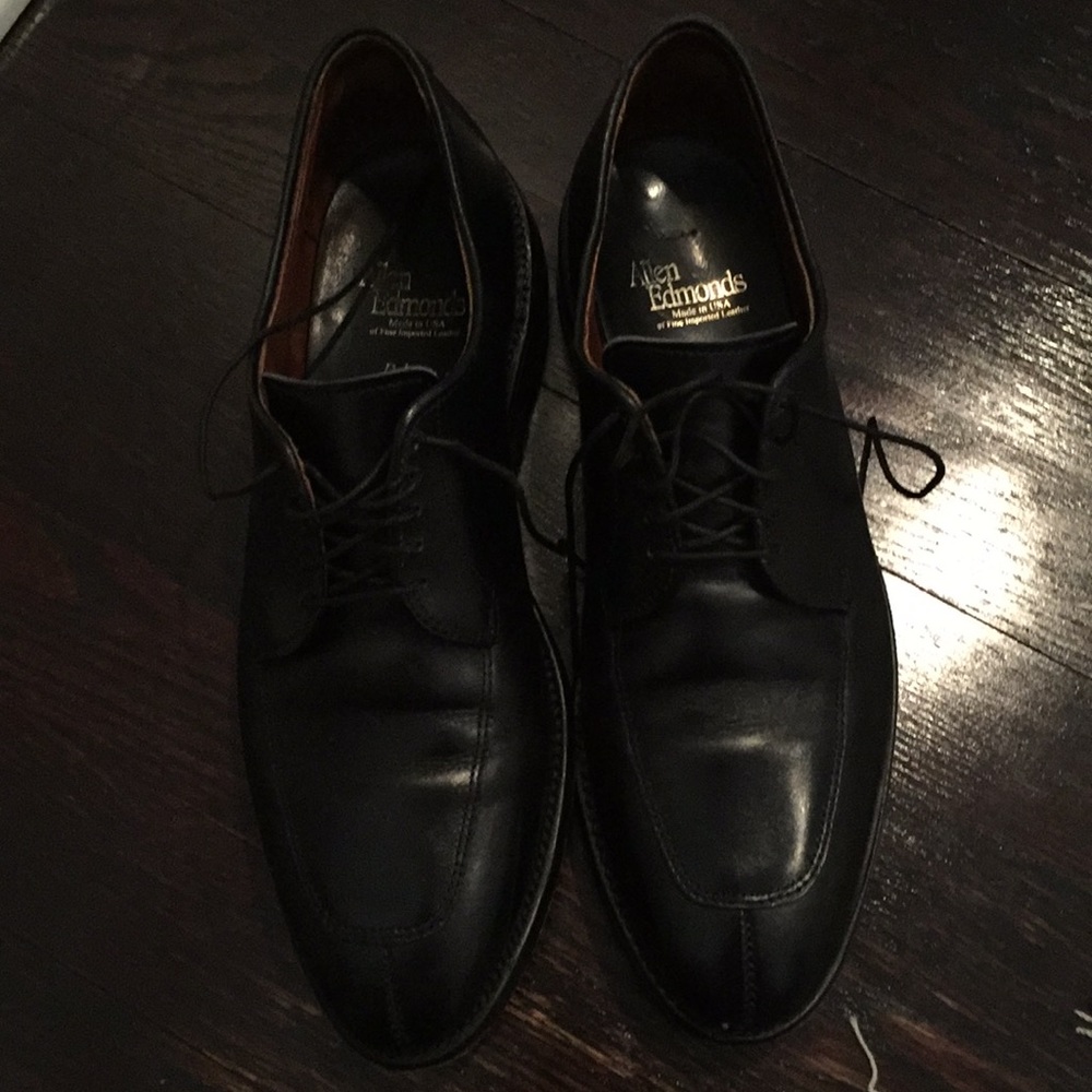 Allen Edmonds Black Leather Shoes 7.5D
